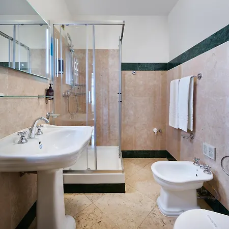 Hotel La Fenice 4*