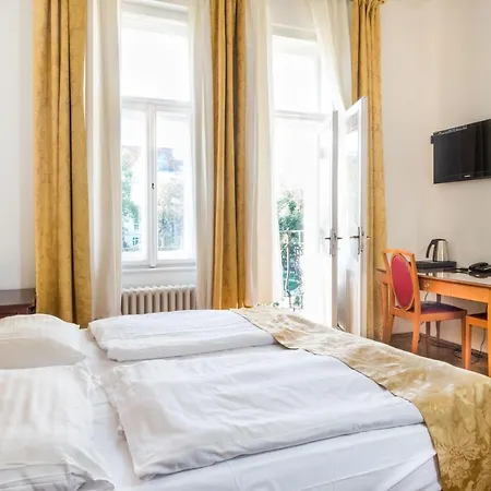 La Fenice 4* Praha