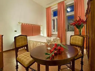 La Fenice 4* Praha
