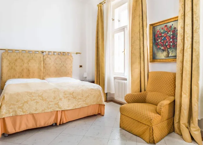 La Fenice Hotel