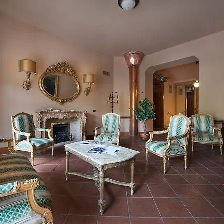 La Fenice 4*