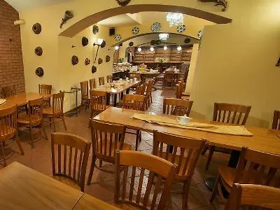 酒店 拉芬尼斯酒店 4*